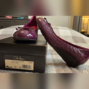 Cole haan- with Nike Air Royal Berry wedge dress shoe- size 10